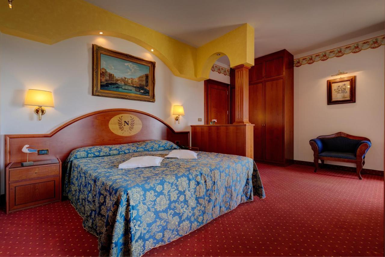 Napoleon 4* Lido di Jesolo