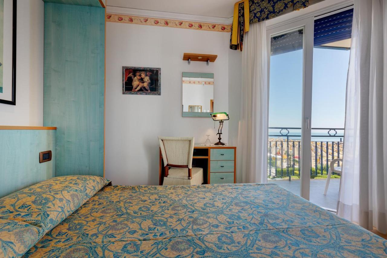 Napoleon Hotel 4*
